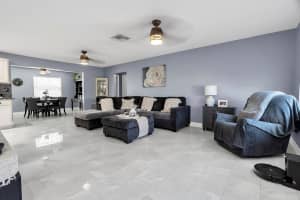 1013 SW 16th Street, Boynton Beach, FL 33426 - MLS#R11147083