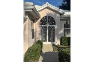 900 Bear Island Circle, West Palm Beach, FL 33409 - MLS#R11147084