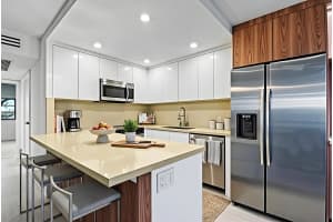 3076 Newport Q 3076, Deerfield Beach, FL 33442 - MLS#R11147087