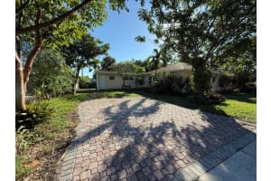 716 S Pine Street, Lake Worth Beach, FL 33460 Sold 01/21/26