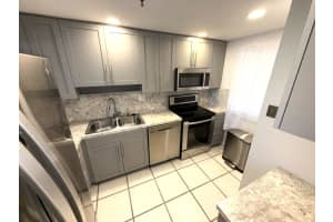 2788 Tennis Club Drive 203, West Palm Beach