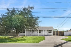 750 Sw Lakehurst Drive, Port St. Lucie, Fl 34983, Port Saint Lucie 750 Sw Lakehurst Drive, Port St. Lucie, Fl 34983, Port Saint Lucie