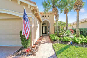 9005 Houndslake Court, Port Saint Lucie, FL 34986 - MLS#R11147121