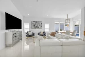 39 Dorchester Circle, Palm Beach Gardens, FL 33418 - MLS#R11147158