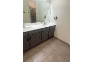 8010 NW Greenbank Circle, Port Saint Lucie, FL 34987 - MLS#R11147180