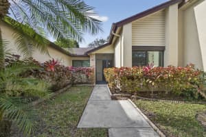 160 Ramblewood Circle, Royal Palm Beach, FL 33411 - MLS#R11147197