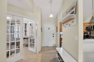117 Via De Casas Norte Boynton Beach, FL 33426 - Off Market