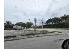 732 W Lakewood Road, West Palm Beach, FL 33405 - MLS#R11147249