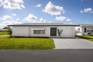 8508 NW 59th Place, Tamarac, FL 33321 - MLS#R11147285