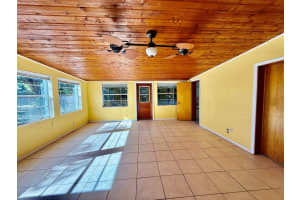 1050 NE Wright Avenue, Jensen Beach, FL 34957 - MLS#R11147297