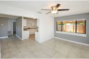 110 6th Court, Vero Beach, FL 32962 - MLS#R11147319