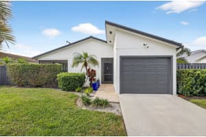 800 NW 32nd Avenue, Delray Beach, FL 33445 - MLS#R11147329