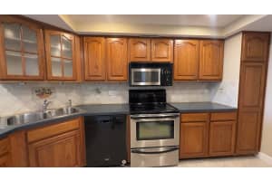 2425 Presidential Way 203, West Palm Beach, FL 33401 - MLS#R11147336