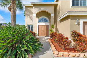 9621 Arbor Meadow Drive, Boynton Beach, FL 33437 - MLS#R11147372