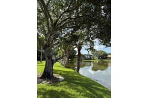 1 Greenway N 205, Royal Palm Beach
