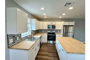 341 Central Avenue 1, Clewiston, FL 33440 - MLS#R11147415