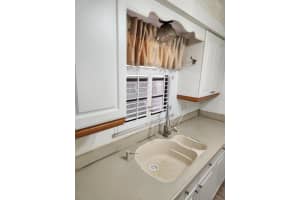 2050 Oleander Boulevard, Fort Pierce, FL 34950 - MLS#R11147429