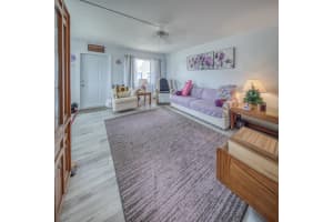 2004 Lake Osborne Drive 1, Lake Worth Beach, FL 33461 - MLS#R11147445