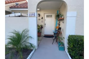 1592 Springside Drive, Weston