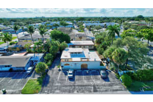 2733 NE 1st Terrace NE 3, Wilton Manors, FL 33334 - MLS#R11147479