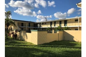 2285 NE 172nd Street 8, North Miami Beach, FL 33160 - MLS#R11147485