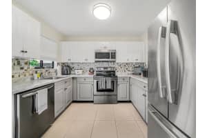 698 SW Veronica Avenue, Port Saint Lucie, FL 34953 - MLS#R11147495