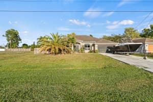 370 SW Tulip Boulevard, Port St Lucie, FL 34953 - MLS#R11147511