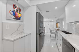 6815 Willow Wood Drive 4083, Boca Raton