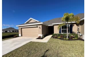 8638 Giovanni Avenue Fort Pierce, FL 34951 - Off Market