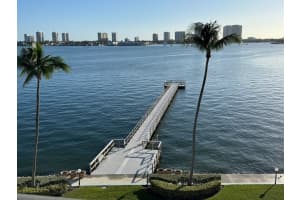 3040 Lake Shore Drive 504, Riviera Beach, FL 33404 - MLS#R11147537