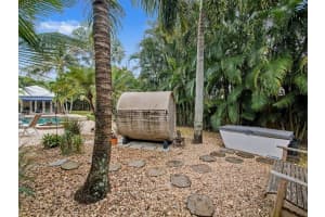 8121 SE Orchard Terrace, Hobe Sound, FL 33455 - MLS#R11147559
