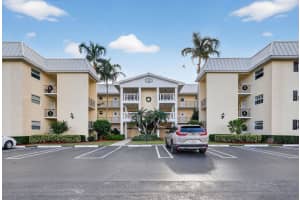 12 Colonial Club Drive 305, Boynton Beach, FL 33435 - MLS#R11147572