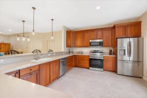 1410 4th Court, Vero Beach, FL 32960 - MLS#R11147586