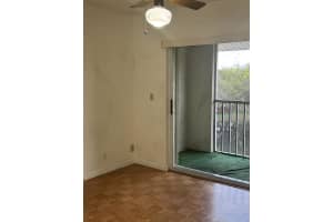 1526 SE Royal Green Circle 204, Port Saint Lucie, FL 34952 - MLS#R11147595