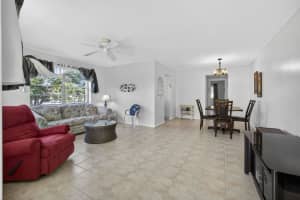 319 Windsor N, West Palm Beach, FL 33417 - MLS#R11147598