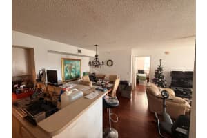 520 111th Avenue, Pembroke Pines, FL 33025 - MLS#R11147613