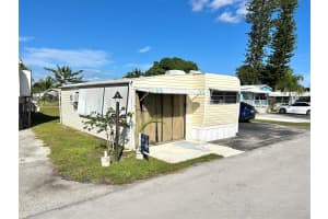 875 NE 48 Th St Lot 179, Deerfield Beach, FL 33064 - MLS#R11147630