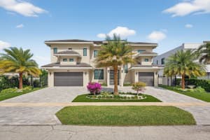 785 NE 70th Street, Boca Raton, FL 33487 - MLS#R11147644