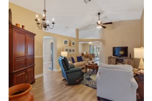 973 E 13th Square, Vero Beach, FL 32960 - MLS#R11147667