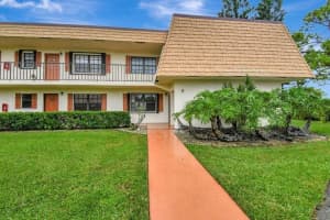 4489 Oak Terrace Drive, Greenacres