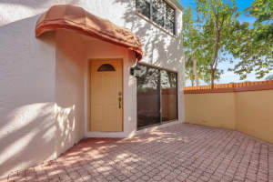 52 Uno Lago Drive, Juno Beach, FL 33408 - MLS#R11147743