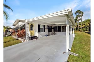 35 Flores Del Norte, Fort Pierce, FL 34951 - MLS#R11147757