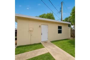 528 58th Street 1/2, West Palm Beach, FL 33407 - MLS#R11147777