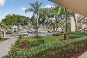 15324 Lakes Of Delray Boulevard 107, Delray Beach, FL 33484 - MLS#R11147782