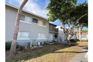 1127 Lake Terry Drive J, West Palm Beach