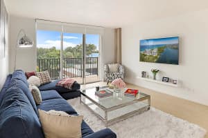 2121 N Ocean Boulevard 305w, Boca Raton, FL 33431 - MLS#R11147839