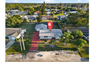 584 SE Greenway Terrace, Port Saint Lucie, FL 34983 - MLS#R11147842