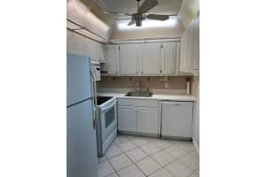 66 Windsor D, West Palm Beach, FL 33417 - MLS#R11147871