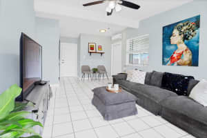 5241 NE 16th Terrace E, Pompano Beach, FL 33064 - MLS#R11147940