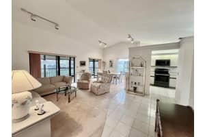 10711 Ocean Palm Way 202, Boynton Beach, FL 33437 - MLS#R11147984